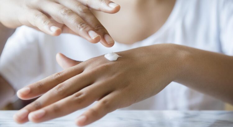 Beauté : Comment faire sa propre crème pour les mains ?