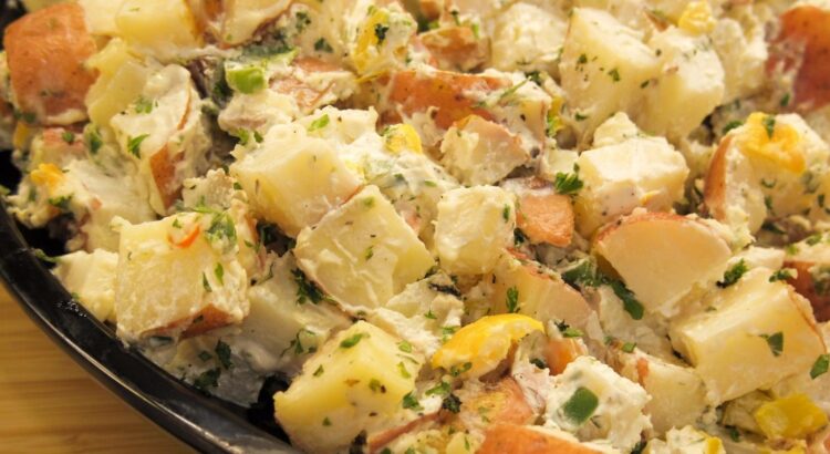 5 recettes de salades de pommes de terre faciles et pas chères