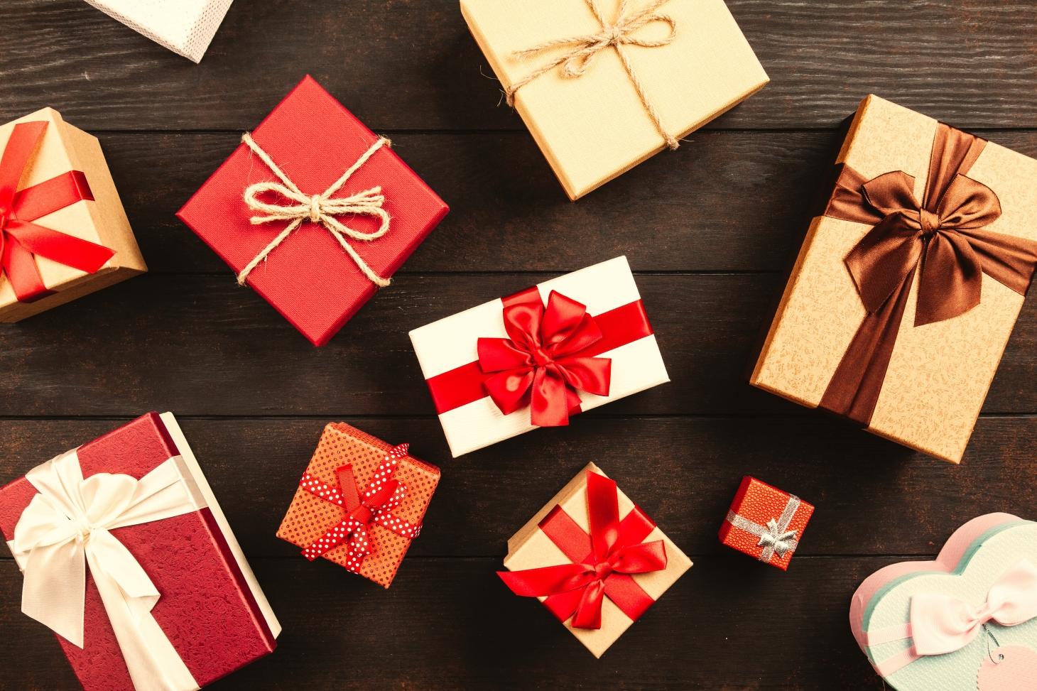 6 idées cadeaux à moins de 30 euros à offrir à tes parents sans jamais te  tromper