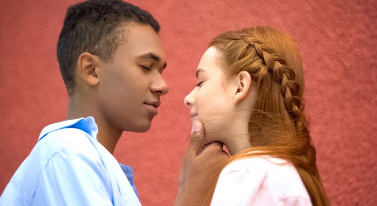 3 conseils pour ne pas stresser avant de donner son premier baiser