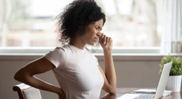 Le conseil sexo du lundi : 3 façons de soulager tes douleurs lombaires